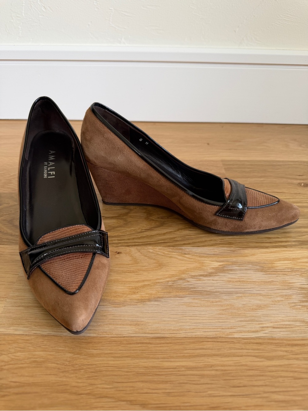 Amalfi by Rangoni Brown Suede Pointed-Toe Wedge Pumps - Size 8N